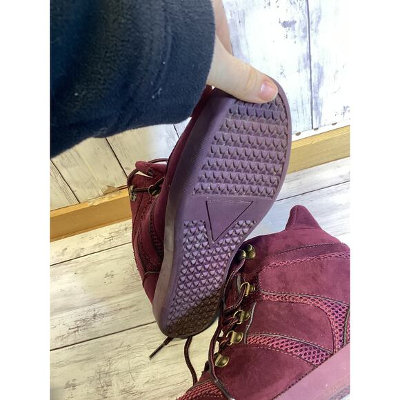 Women’s Burgundy High-Top Fashion Sneakers Faux Suede Lace-Up US 11 - Picture 3 of 5
